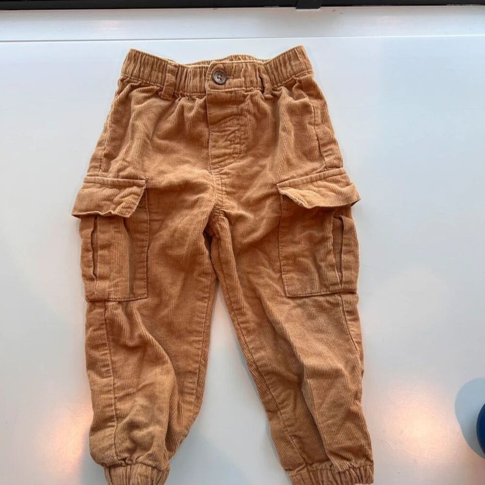 Corduroy style pants size 2t excellent condition
